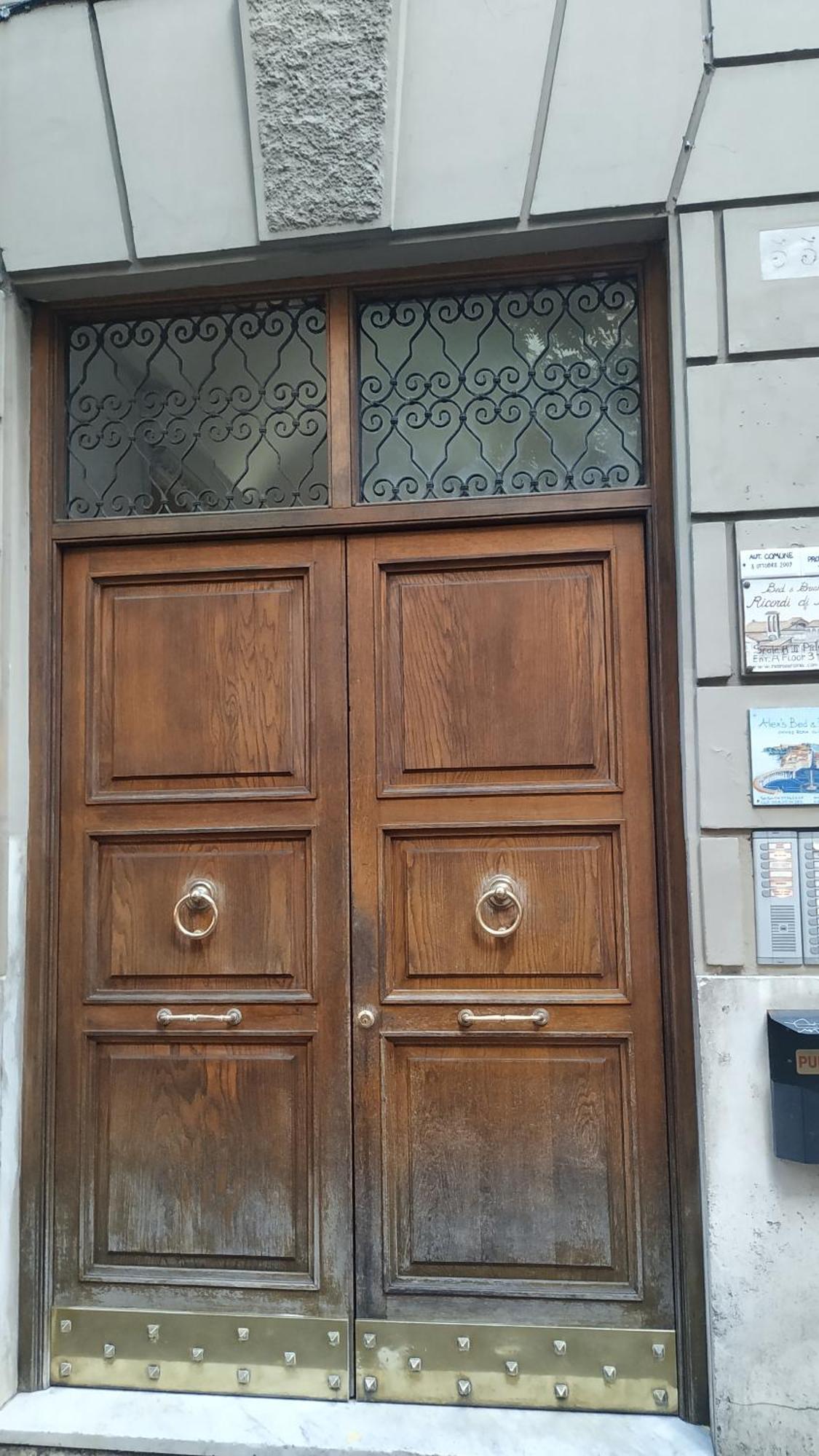 A Due Passi Da San Pietro, Vaticano * Rom